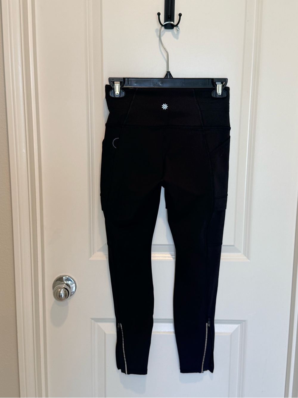 Athleta Black Women’s Active Pocket Leggings